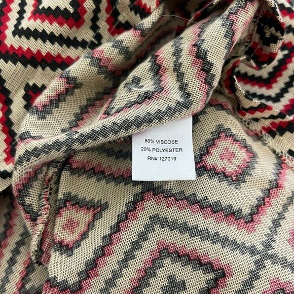 Geometric Patterned Mini Dress - Picture 6 of 6